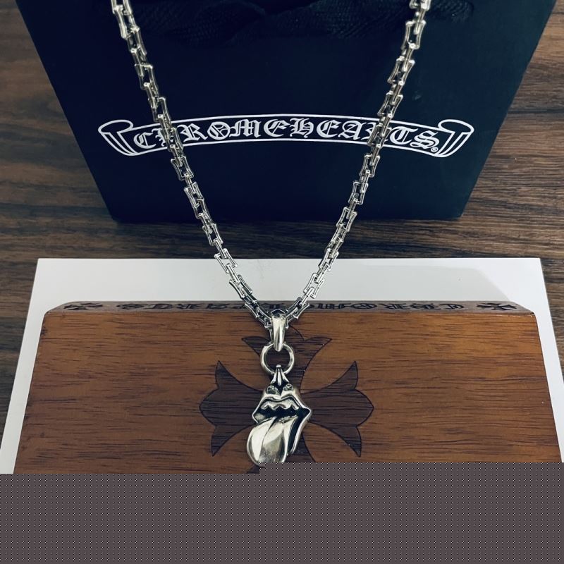 Ch**me He**ts necklaces
